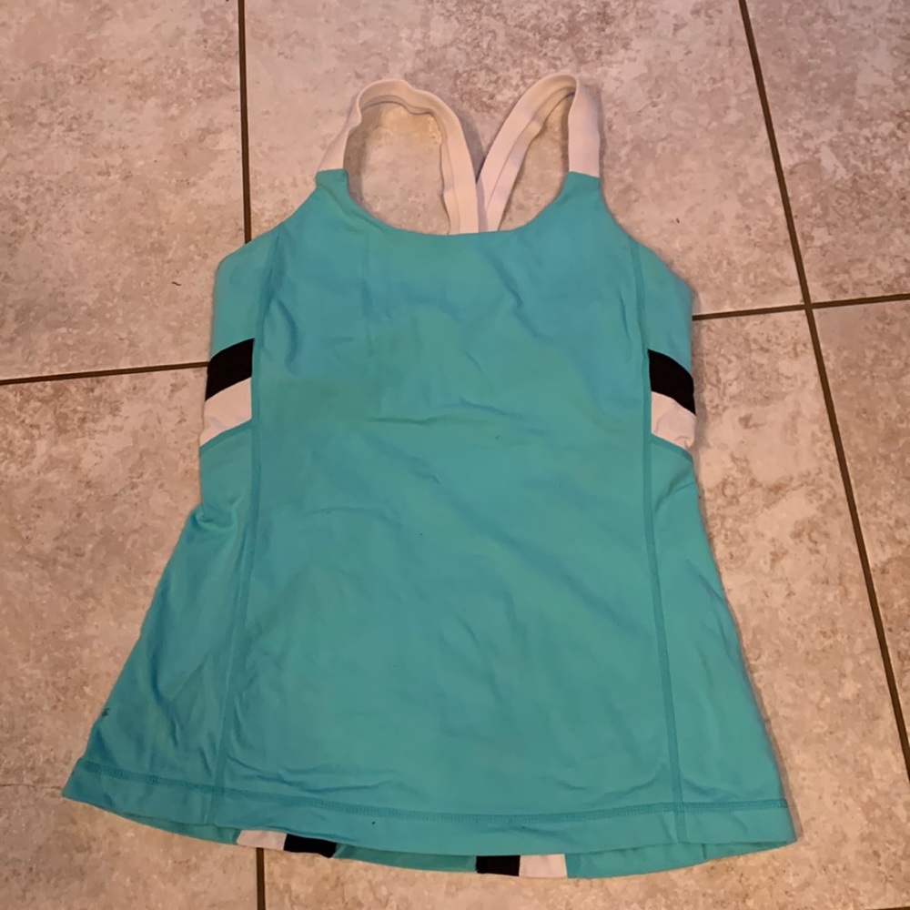 Lululemon tank